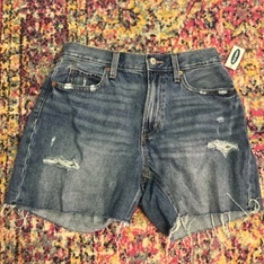 0324-21 Old Navy Jean Shorts NWT